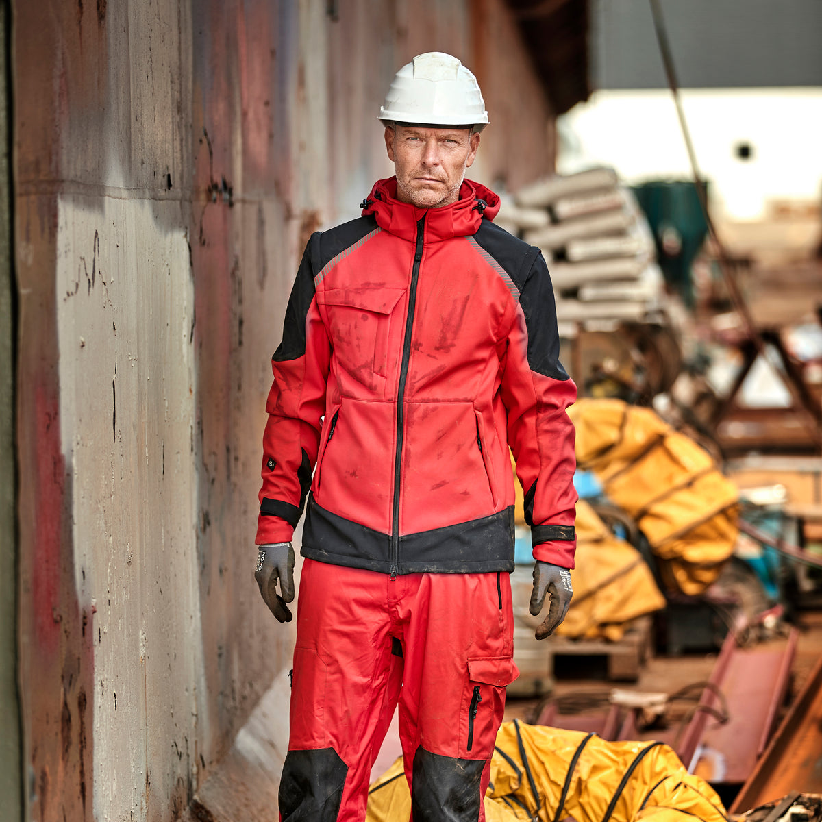ELKA Working Xtreme Softshell Jacket with detachable sleeves