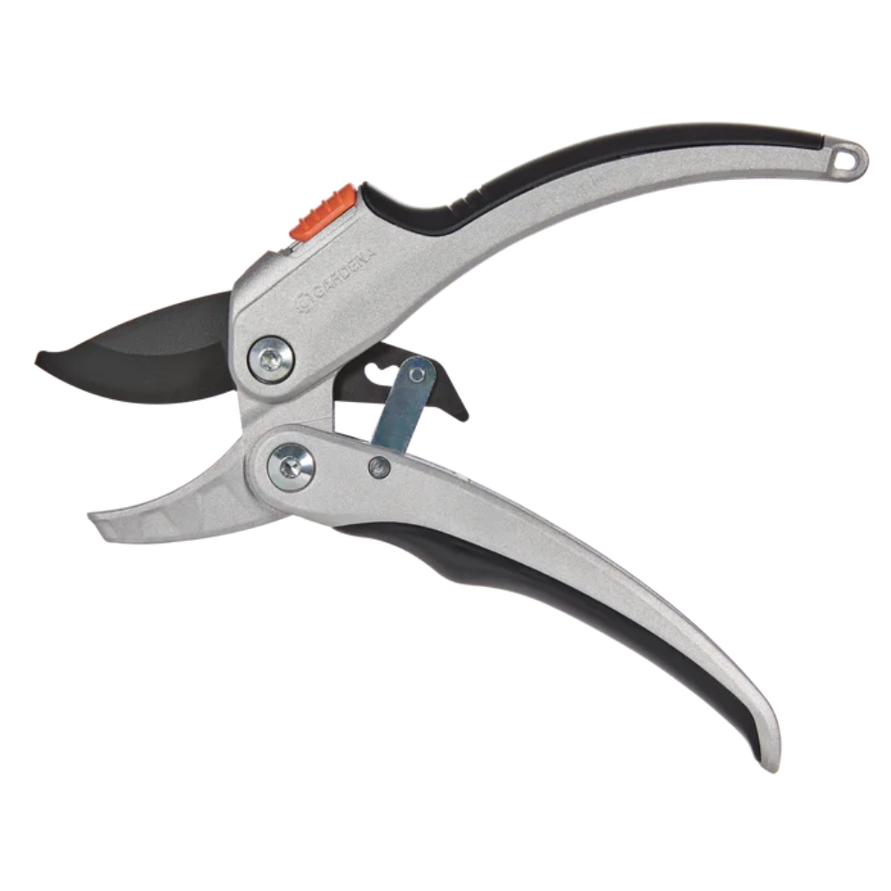 Gardena Comfort Ratchet Secateurs SmartCut 1