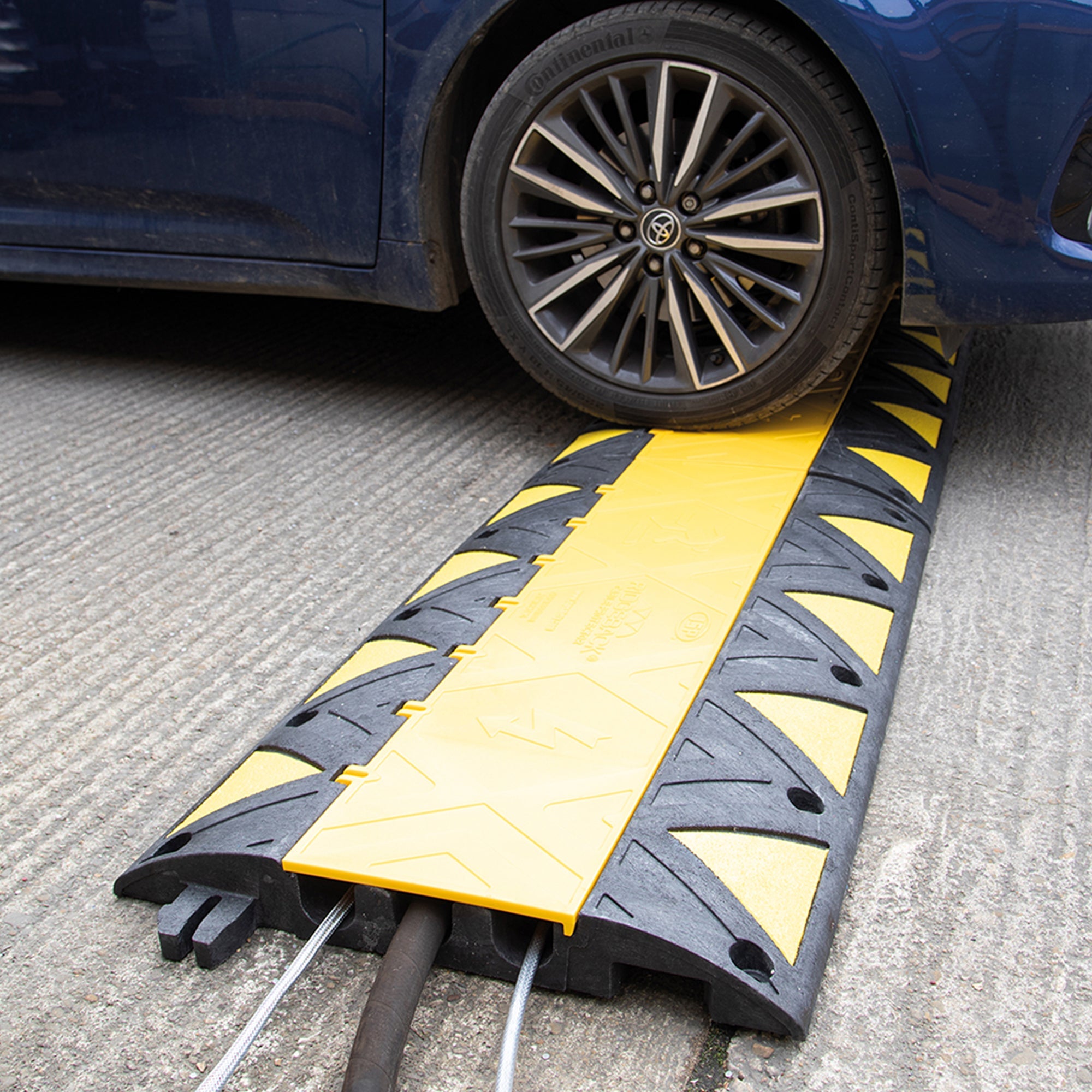 JSP Ridgeback Reflective Cable / Hose Protector