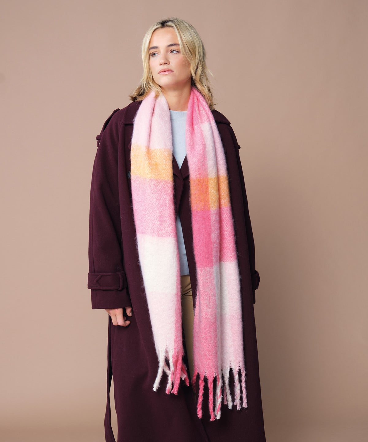 Beechfield B494R Fluffy Check Scarf