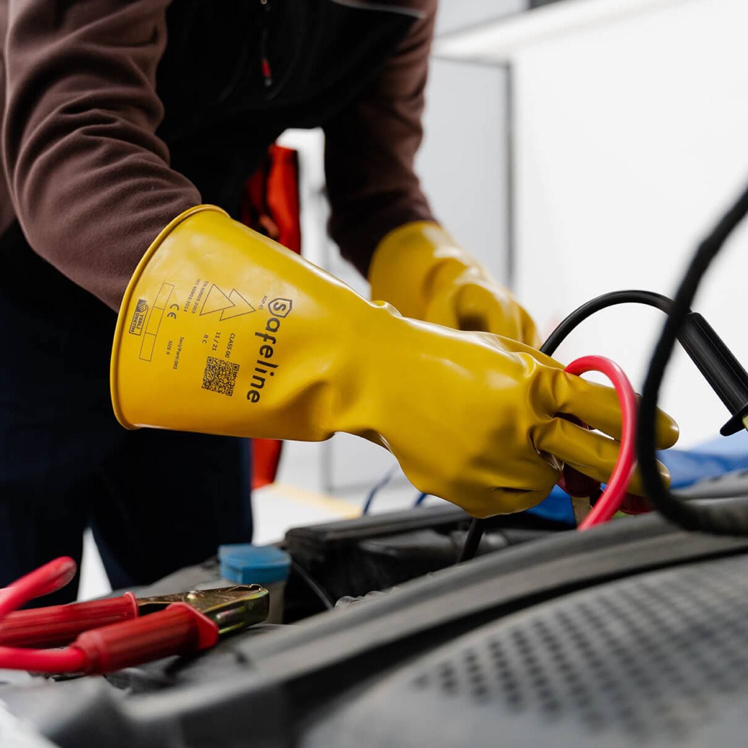 Supertouch Safeline Class 00 Electrical Insulating Gloves 500V