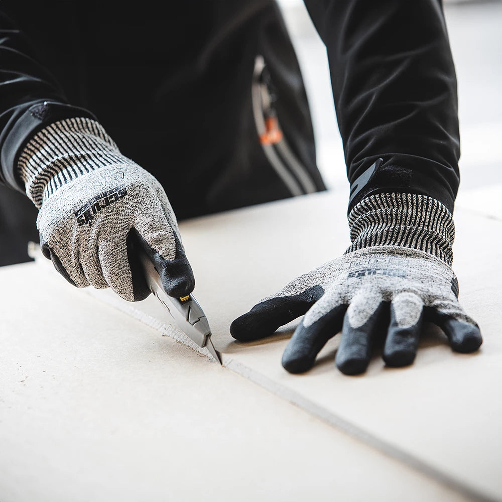 Scruffs Worker Cut-Resistant Gloves